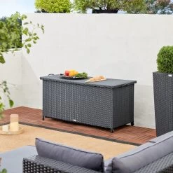 Polyrattan Auflagenbox Schwarz 122x56x61cm Griffe 40 Polyrattan Auflagenbox Schwarz 122x56x61cm Griffe -Gartenmöbel Und Dekoration Geschäft f0304e25d2d8c66b0f618aba13916bfa de 102318d 13